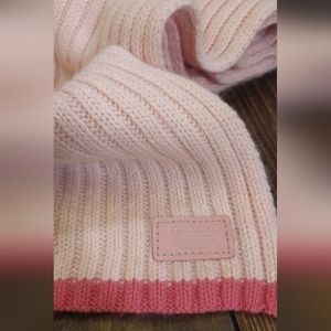 Pink cashmere knitted Coach scarf